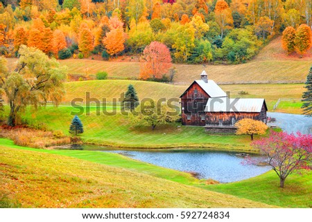 Barn in rural Vermont in autumn time.