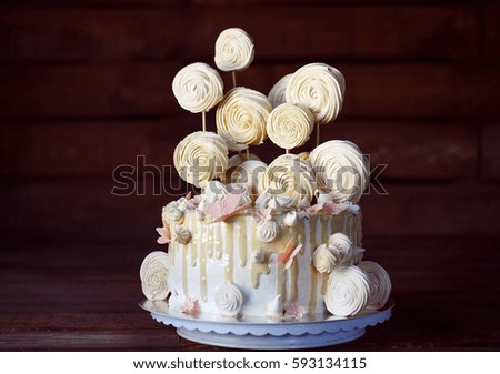 Cake with meringue.