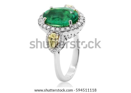 Emerald ring with diamonds and gems 