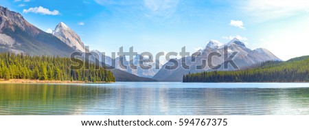 Maligne Lake panorama in Jasper national park, Alberta, Canada Royalty-Free Stock Photo #594767375