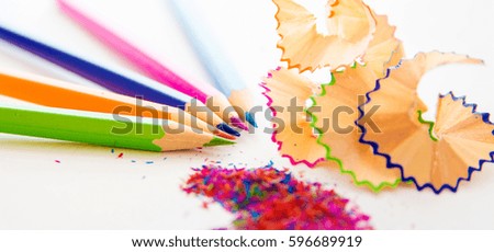 Color wooden pencils with shavings