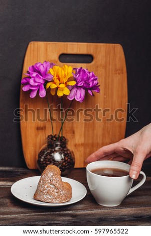 coffee mug tea cake 