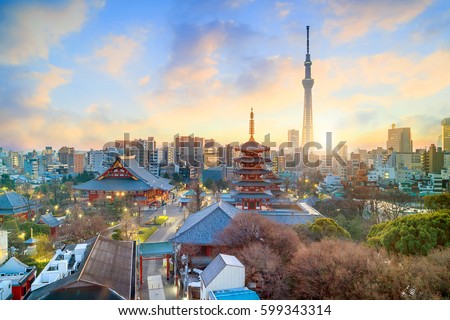 View of Tokyo skyline with Senso-ji Temple and Tokyo skytree at twilight in Japan.
