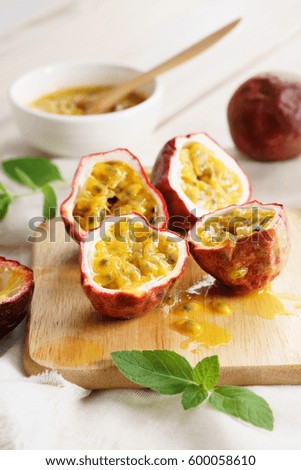 fresh passion fruit and passion fruit juice