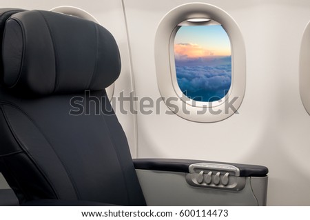 Airplane seat and window