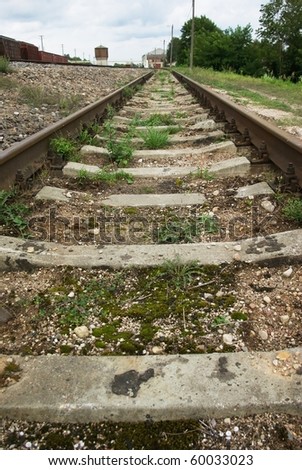rusty rail track