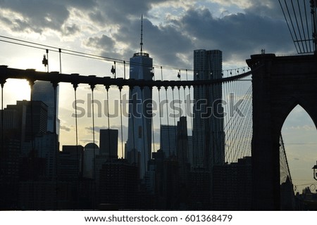 The brooklyn bridge at dusk