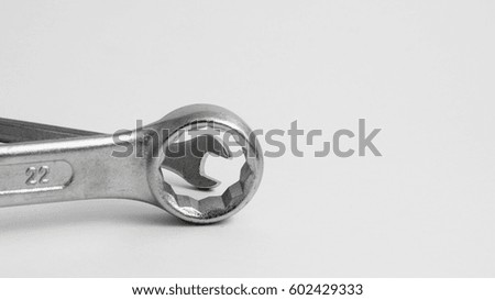 Two spanners with light background