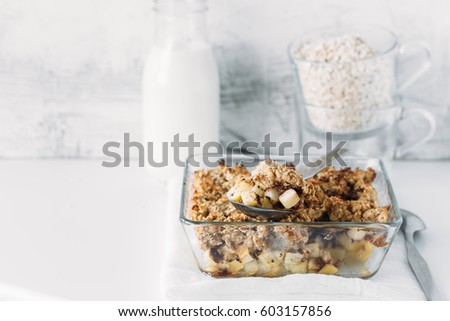 picture of Apple crisp on a white plate