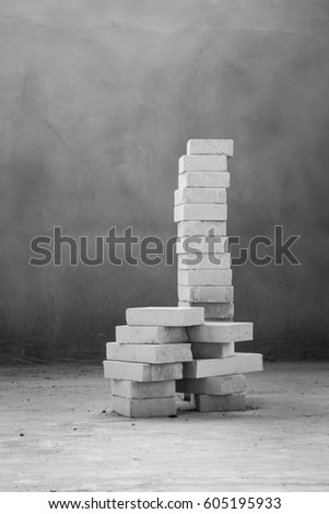 white Autoclaved aerated concrete bricks in beautiful stacking shape Royalty-Free Stock Photo #605195933