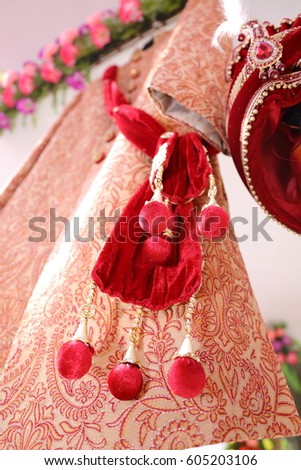 Wedding picture Groom & bridal, Dress, Jewlleryand shoes, Loving Couple