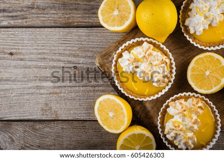 Lemon meringue mini pies