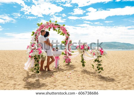 beach weddng ceremony