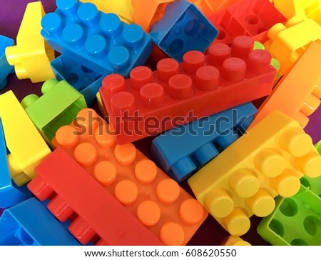 Colorful of plastic building block toy