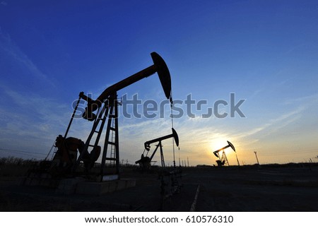 The oil pump 
 