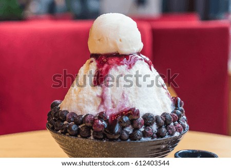 ice shave with blueberries and vanilla ice-cream (bingsu - korean dessert)