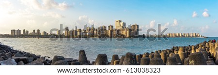 Marine Drive Panorama - Mumbai Royalty-Free Stock Photo #613038323
