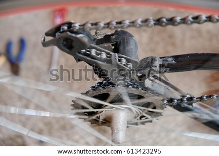 Repair a bicycle chain