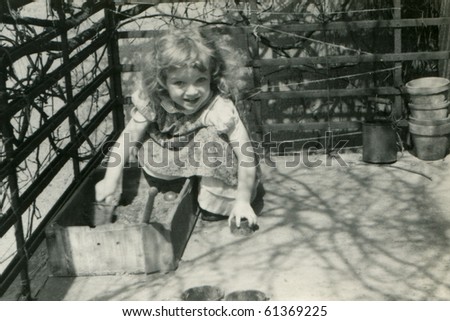 Vintage photo of girl (fifties)