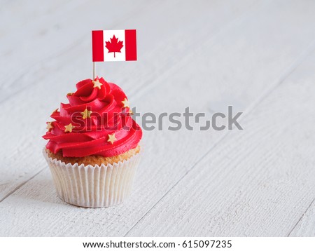Cupcake with flag Royalty-Free Stock Photo #615097235