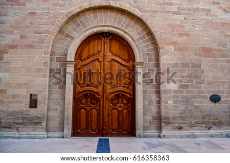 Church door Igualada - Barcelona