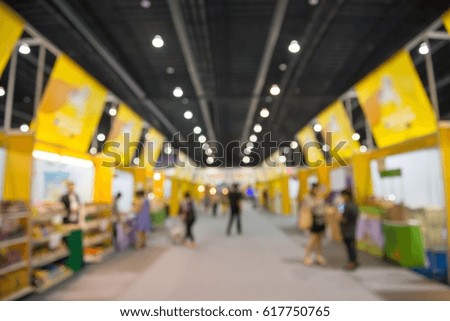 Abstract blurred people in exhibition hall event background usage