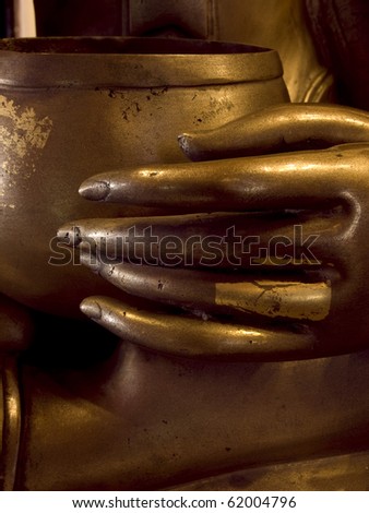 Buddha hand and  monk's alms bowll, made of brass