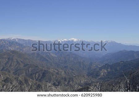 Snow capped mountains near Los Angeles