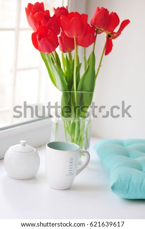 Tulips morning cup breakfast