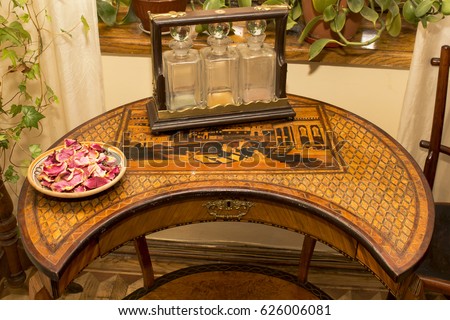 An image with patterns on the surface of an antique table