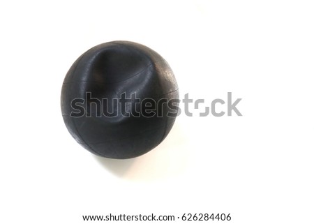 Black rubber inside the football