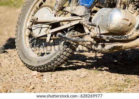 Motorcycle wheel dirty, travel