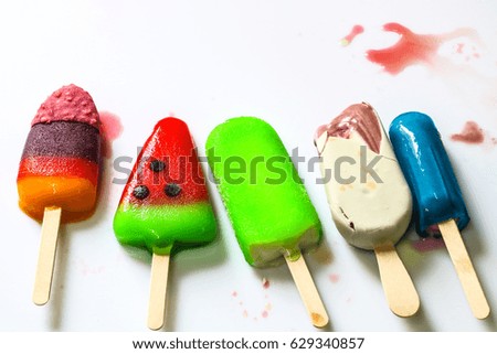 5 ice pop, it has a variety of colors.