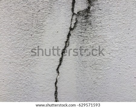 Dirty white crack concrete wall texture background