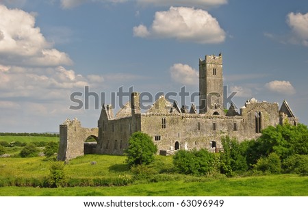 photo beautiful ancient irish celtic castle landscape