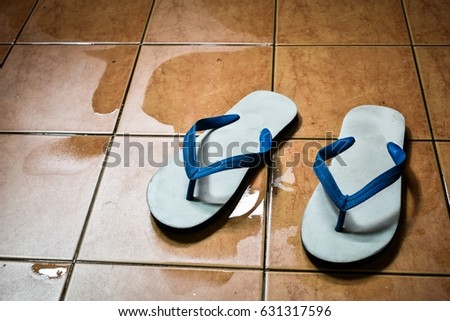 Sandals on the wet area.
