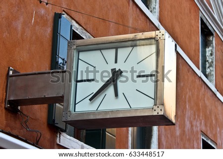 Venice Street Clock