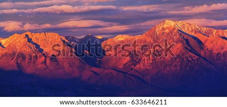 Sierra Nevada mountains Royalty-Free Stock Photo #633646211