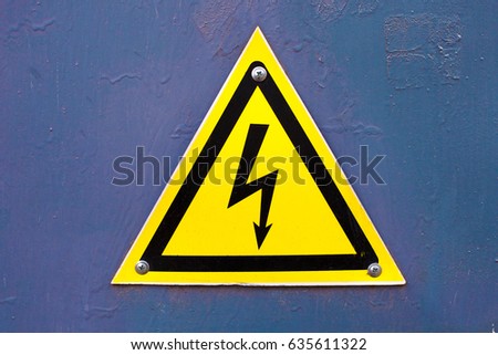Sign of high voltage on the door