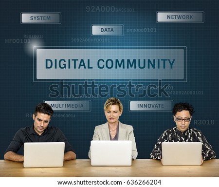 People connected to global communication online community