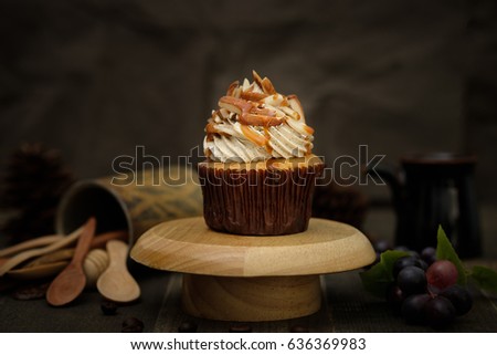 Almond cupcakes are heart-shaped and are charming. Still life elements, The concept of celebrations in various festivals, happy new year, Merry Christmas and birthday It is a luxury dessert.