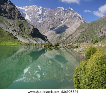 Tourism in Tajikistan, lake in the Fan Mountains