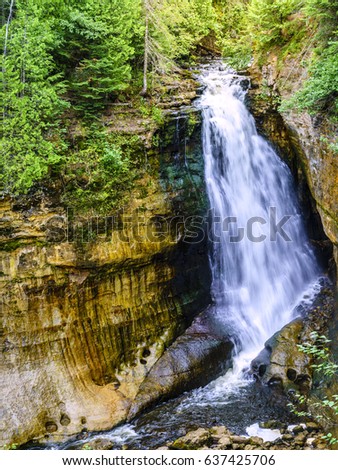 Scenic view of Miners Falls in Pictured Rocks National Lakeshore on Upper Peninsula, Michigan
