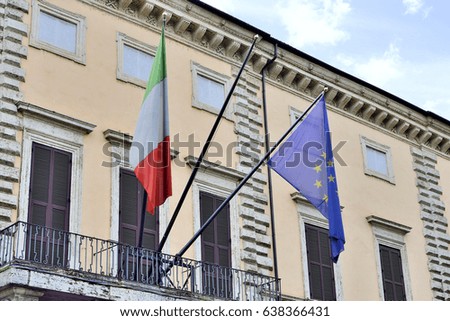 EU and Italian flags