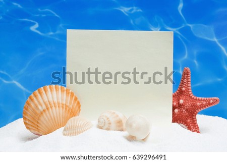 Summer background with the seashells and a blank note