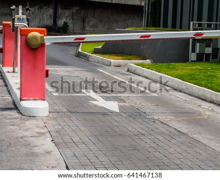 Auto barrier gate for entrance and exit from building