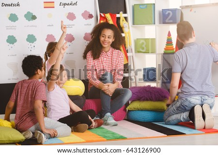 Polyglot children answering question in language school/Polyglot children answering question/Sunny, partly cloudy, cloudy, rainy, snowy, sleeting, icy, tornado, thumde