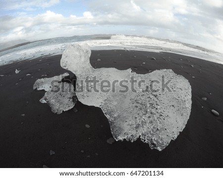 Diamond beach, Jokulsarlon Beach, Icebergs on black sand, Iceland