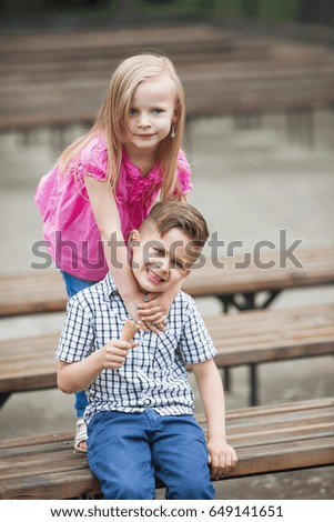 boy and girl with ice cream