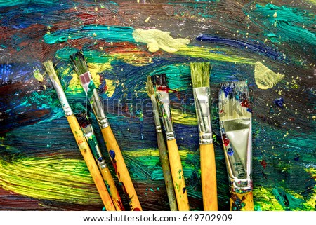 Color oil painting texture with brushes for bright background